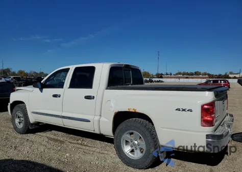 2008 Dodge Dakota Quad Laramie из США, поврежденный, VIN 1D7HW58N38S638604